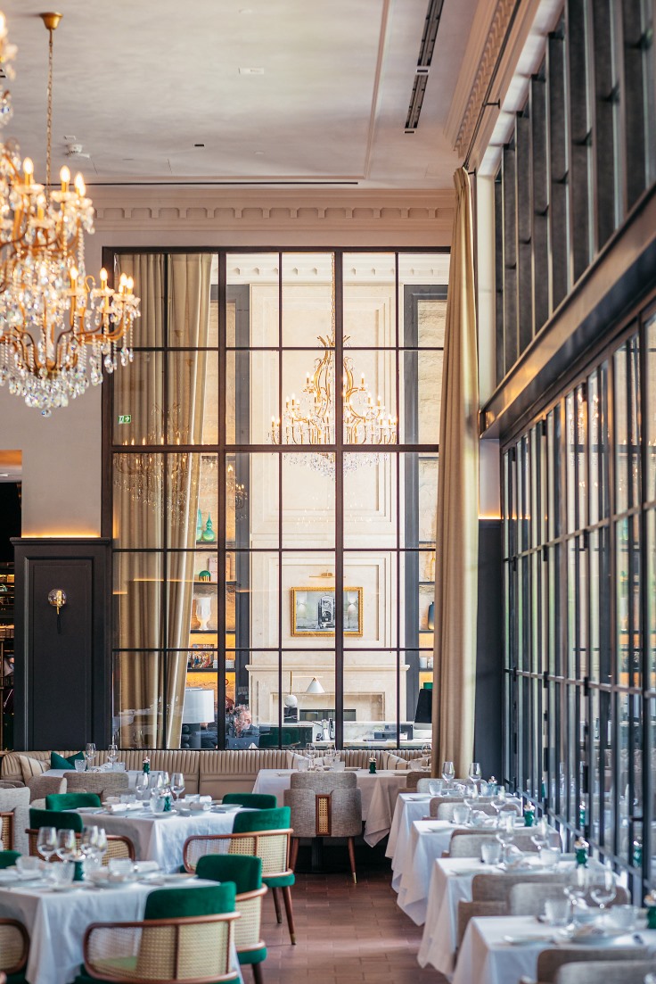 Elegant restaurant dining room in Dubai International Financial Centre