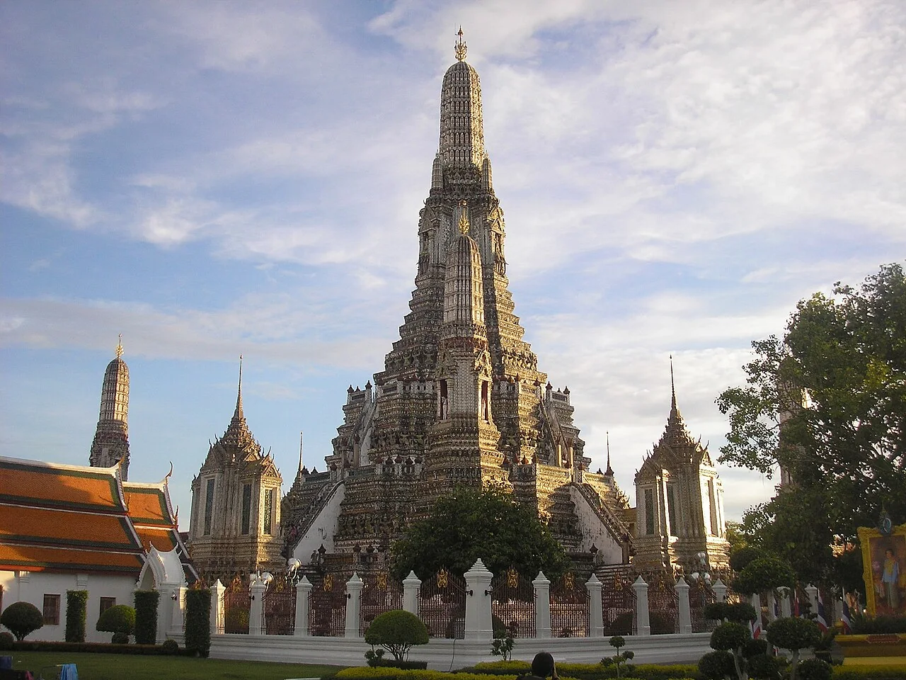 Wat Arun temple beside the Chao Phraya River in Bangkok